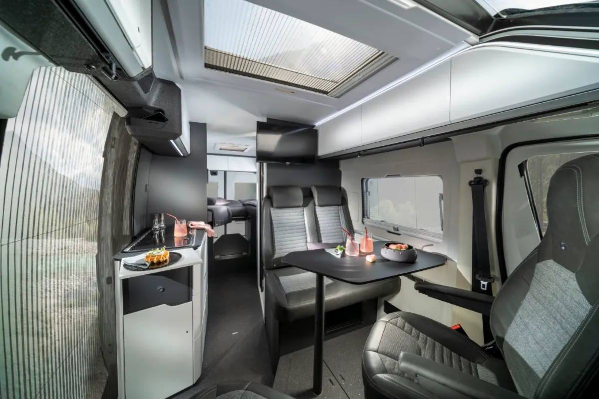 ADRIA Twin Supreme 640 SLB Innenansicht