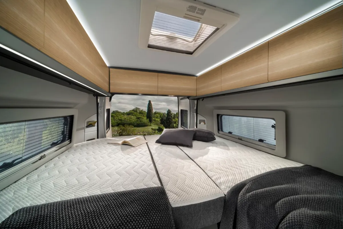 Adria Twin Sports 600 SPB Innenansicht